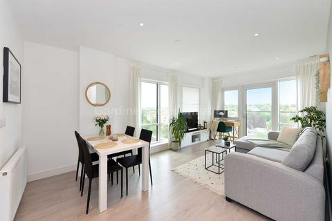 2 bedroom apartment for sale, Dickens Yard, London