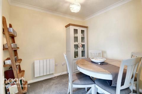 2 bedroom retirement property for sale, Cunningham Close, Romford