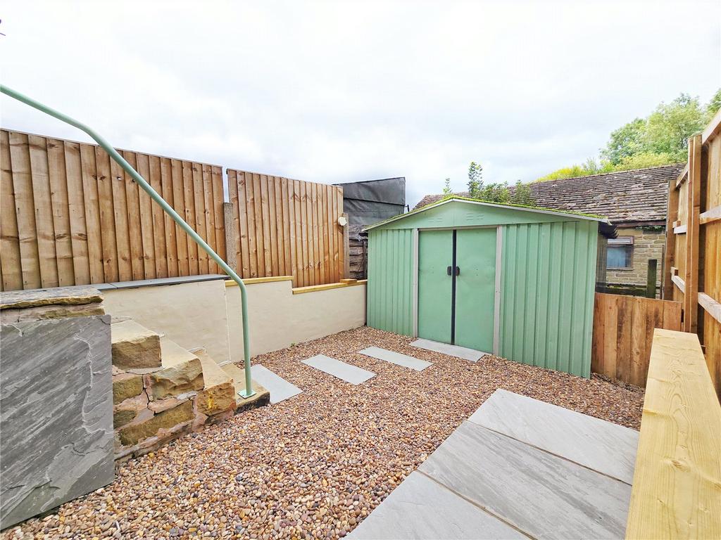 Rear Patio Garden