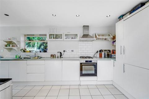 3 bedroom property for sale, Kew Road, Richmond, TW9