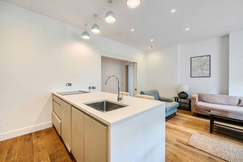 3 bedroom flat for sale, Belgrave Road, Pimlico, London, SW1V