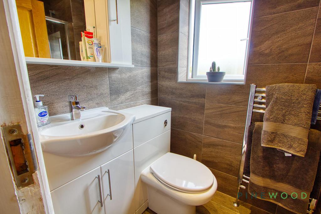 First floor Shower Room