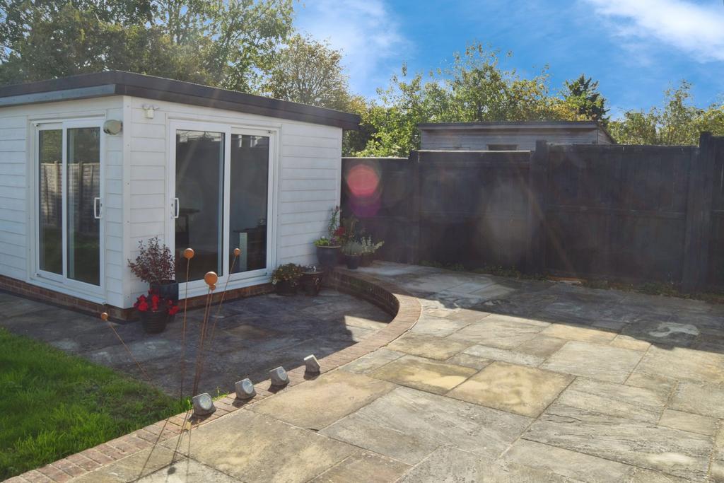 Patio/Garden Room