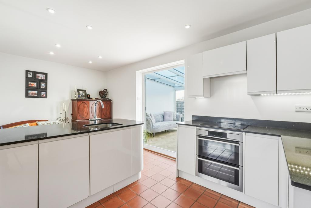 Kitchen 2