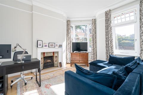 3 bedroom flat for sale, Phoenix Lodge Mansions, London W6