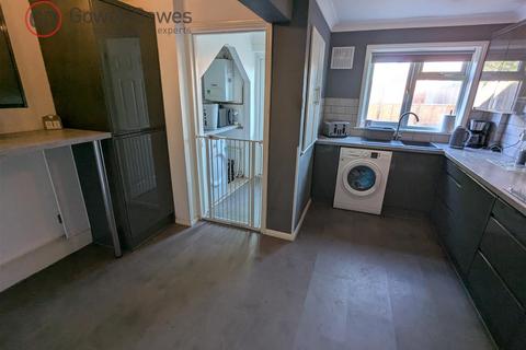 3 bedroom terraced house for sale, Claudian Way, Chadwell St Mary