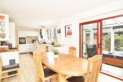 Stonebeck House Boroughbridge Road, Bishop Monkton, Harrogate, HG3 3QN
