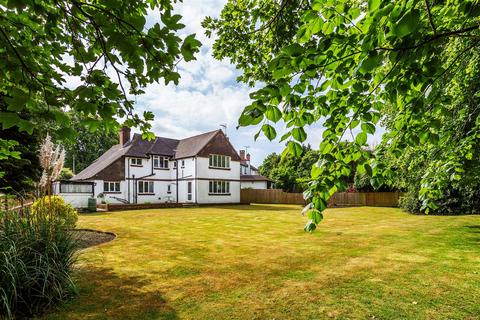 undefined, FIDDICROFT AVENUE, BANSTEAD, SM7