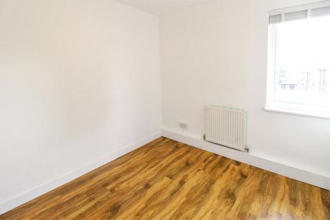 5 Morris Road, Romford, RM3 7EP