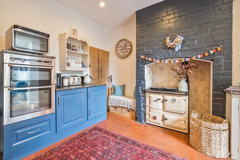 undefined, 5 Woodhead Terrace, Grange-over-Sands, Cumbria, LA11 6AE