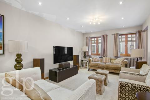 2 bedroom apartment to rent, Upper John Street, Soho, W1F