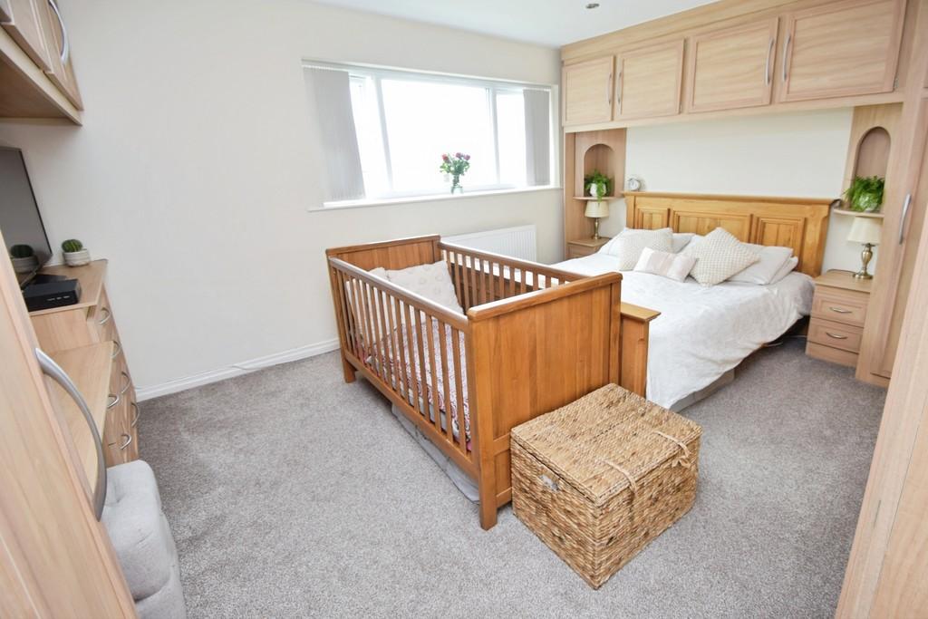 23069645-Bedroom 201