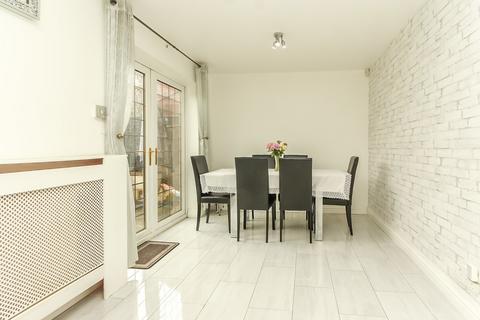 undefined, Swale Drive, Wellingborough NN8