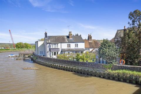 1 bedroom end of terrace house for sale, Queen Street, Arundel