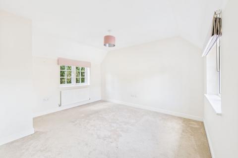 12 Drayson Way, Towcester, NN12 6LL