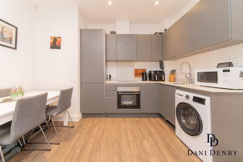 undefined, Pynnacles Close, Stanmore HA7