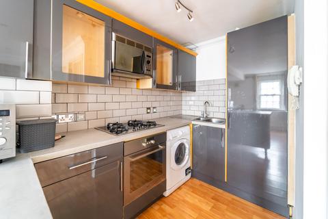 2 bedroom apartment for sale, Westminster Bridge Road, Waterloo, London, SE1
