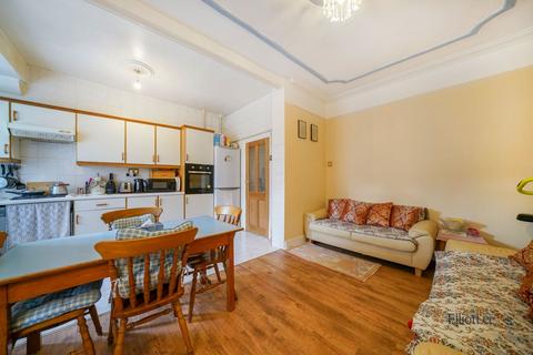 undefined, Lonsdale Avenue, Wembley HA9