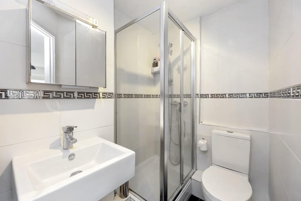 Collingwood Court, 7, The Strand-002