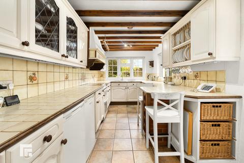3 bedroom semi-detached house for sale, Heol-y-Cawl, Dinas Powys CF64