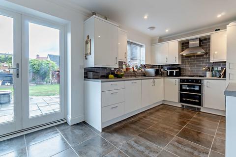 undefined, Mistley, Manningtree