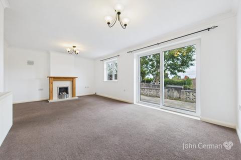 61 Leighton Road, Uttoxeter, ST14 8BL