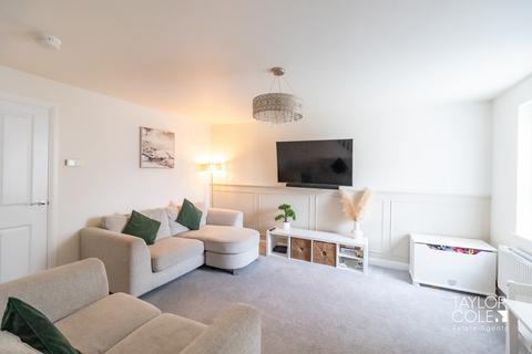 3 bedroom semi-detached house for sale, Rosings Drive, Tamworth