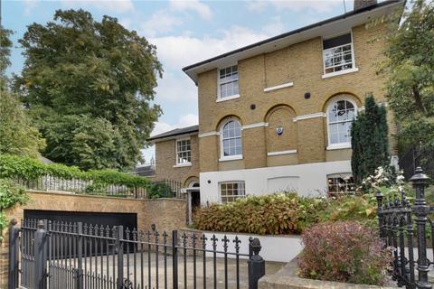 undefined, Georgette Place, Greenwich, London, SE10