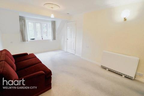 undefined, Barnside Court, Welwyn Garden City