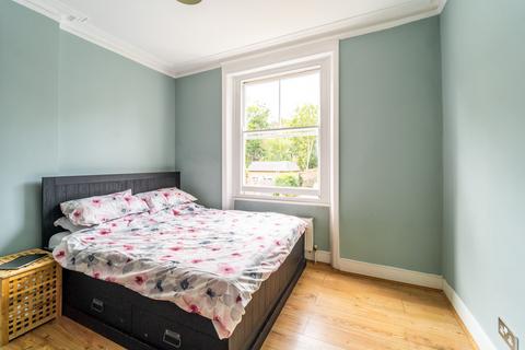 2 bedroom apartment for sale, Ivy Gardens, Crouch End N8