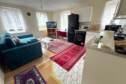 1 bedroom flat for sale, Tollgate Road, Beckton, London, E6