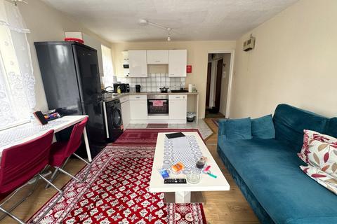 1 bedroom flat for sale, Tollgate Road, Beckton, London, E6
