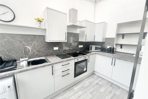 4 bedroom house share to rent, Beach Street, Sandfields, Swansea,