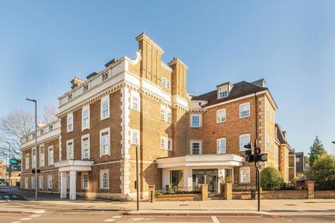 Kew Bridge Road, Kew TW8