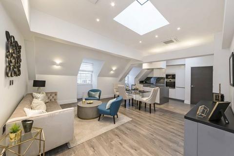 3 bedroom flat for sale, Kew Bridge Road, Kew TW8