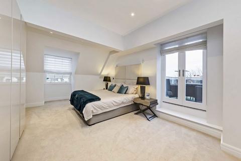 3 bedroom flat for sale, Kew Bridge Road, Kew TW8