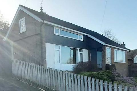 4 bedroom detached bungalow for sale, Hall Drive, Burley in Wharfedale, LS29
