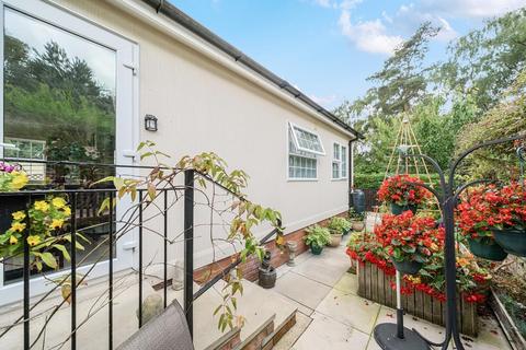 2 bedroom park home for sale, Oaklands Park, Roughton Moor, Woodhall Spa