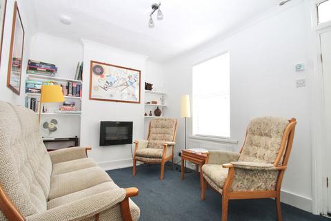 2 bedroom end of terrace house for sale, Milton Avenue, Margate CT9