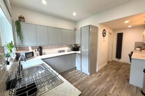 undefined, High Street, Neath SA11
