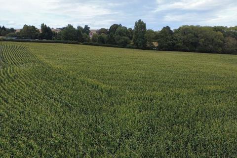 undefined, Approximately 8.013 acres of land, Tyla Lane, St Mellons, Cardiff, CF3 6XG