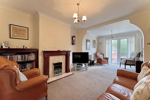 3 bedroom semi-detached house for sale, The Broadway, DUDLEY, DY1 3EL