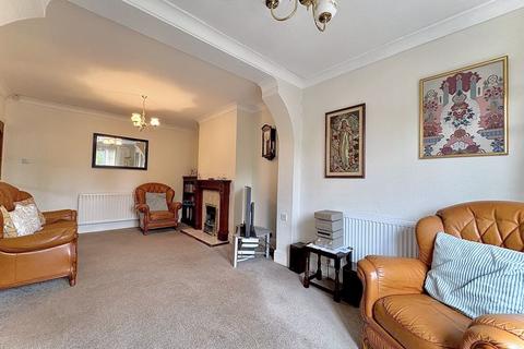 3 bedroom semi-detached house for sale, The Broadway, DUDLEY, DY1 3EL