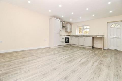 2 bedroom semi-detached bungalow for sale, 52A Lichfield Road, Shelfield. WS4 1PY