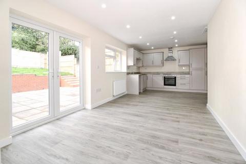 2 bedroom semi-detached bungalow for sale, 52 Lichfield Road, Shelfield. WS4 1PY