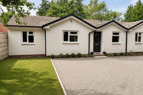 undefined, 52 Lichfield Road, Shelfield. WS4 1PY