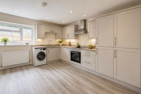 undefined, 52 Lichfield Road, Shelfield. WS4 1PY