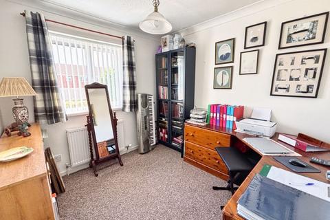 22 Austin Close, Porthcawl, CF36 5SN