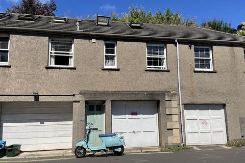 2 bedroom flat to rent, Cornwallis Crescent Clifton Bristol