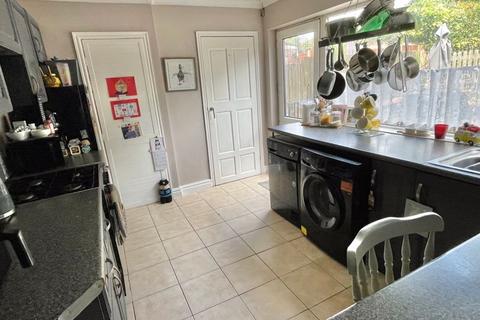 undefined, Parkeston Crescent, Kingstanding, Birmingham, B44 0PG